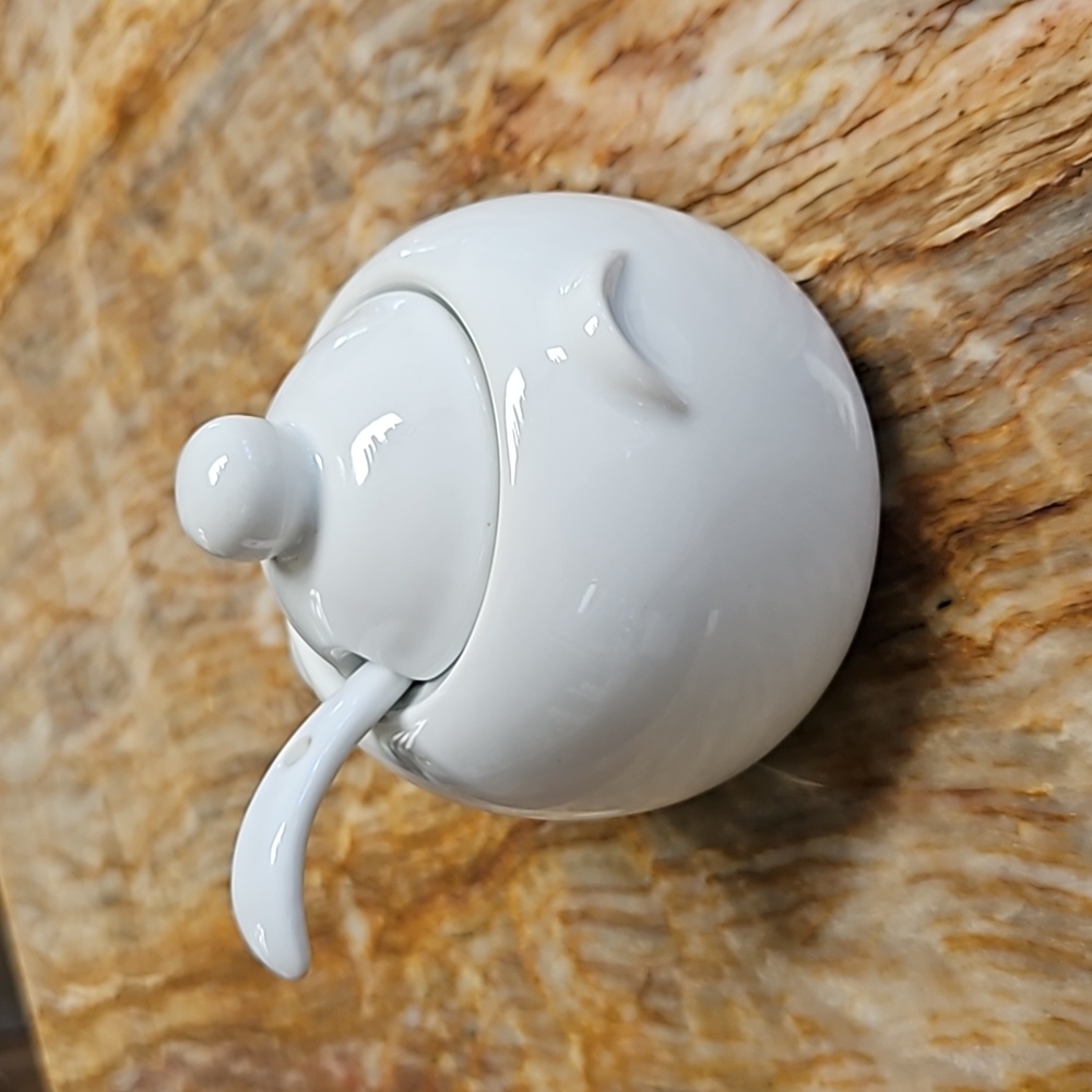 BIA Cordon Bleu white porcelain Sugar bowl